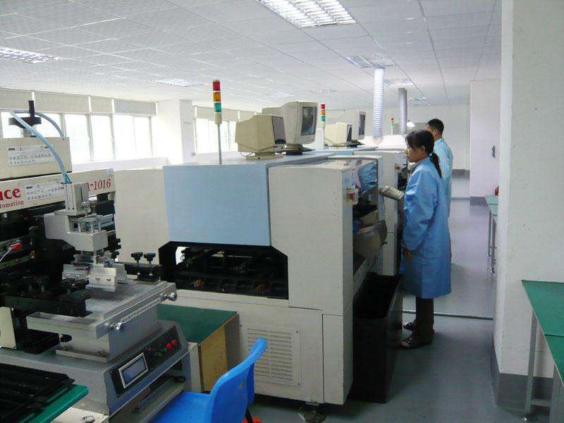 深圳smt加工:工人如何避免貼片過程中出錯 深圳smt加工:工人如何避免貼片過程中出錯